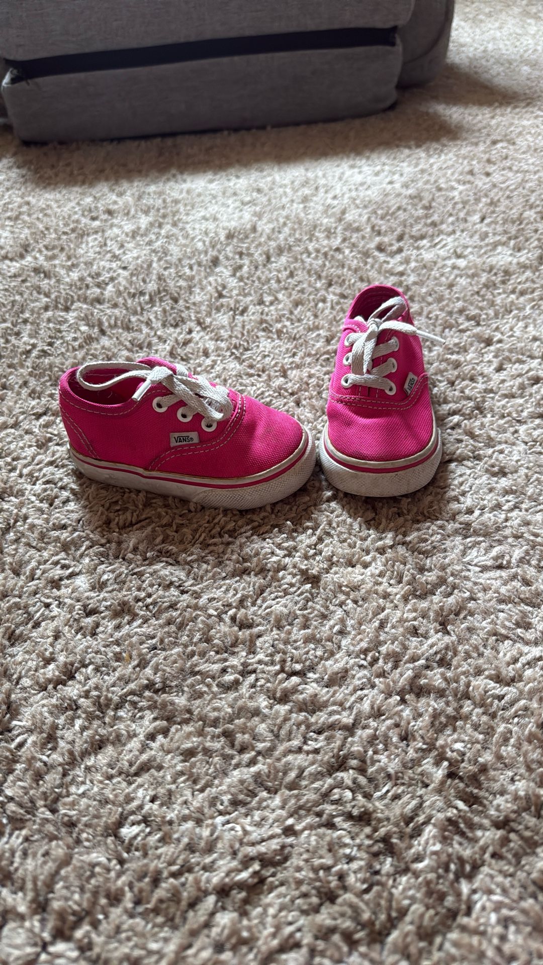 Girls Vans Size 4