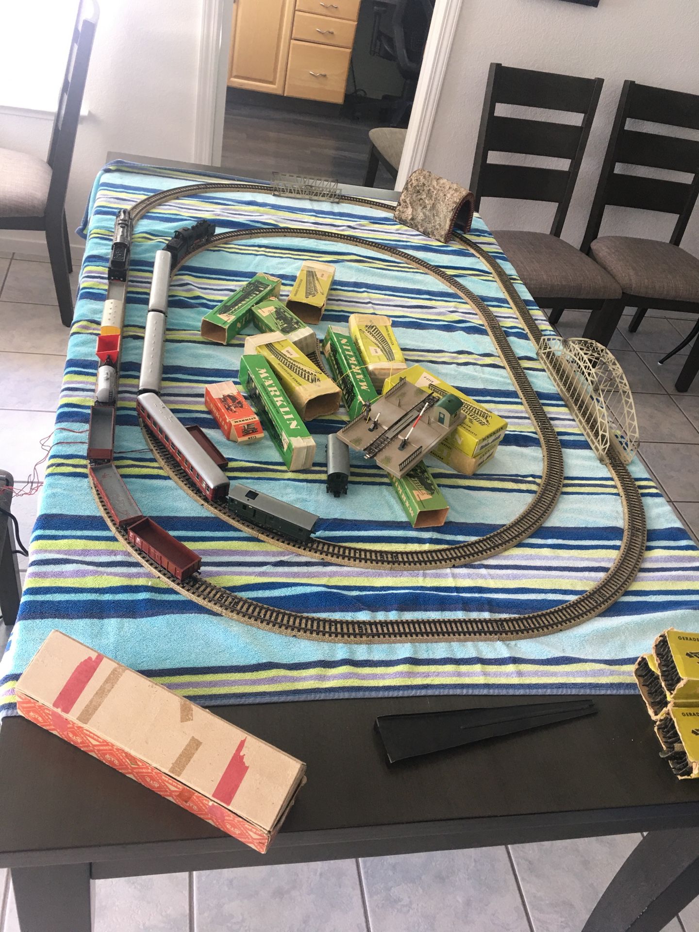 Vintage German Marklin HO. Scale Train Set