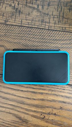 Modded New 2DSXL - Comes w/ several physical games and carry case