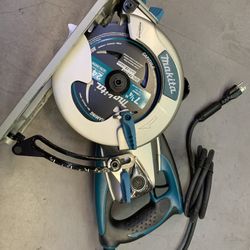 15 Amp 7-1/4 in. Corded Lightweight Magnesium Hypoid Circular Saw with built in fan and 24T Carbide blade 15 Amp 7-1/4 in. Corded Lightweight Magnesium Hypoid Circular Saw with built in fan and 24T Carbide blade