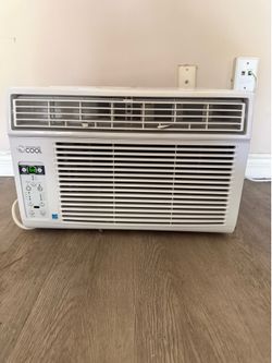 Window Air conditioner with remote