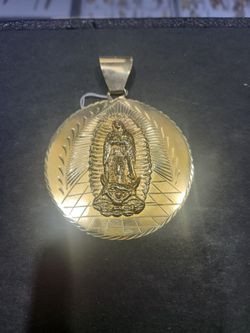 14k "Our Lady Of Guadalupe" Virgin Mary Pendant For Sale