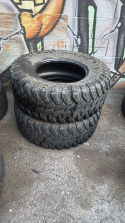 35x12.50x17 TIS OFF-ROAD TIRES 
