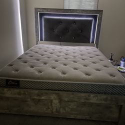 Lighting Bed Room Set!!! 4PC