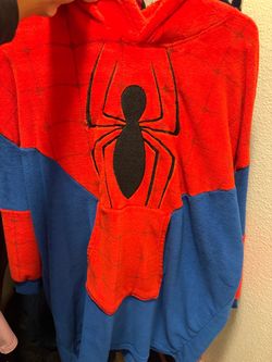 One Size Spider-Man fuzzy wearable blanket*