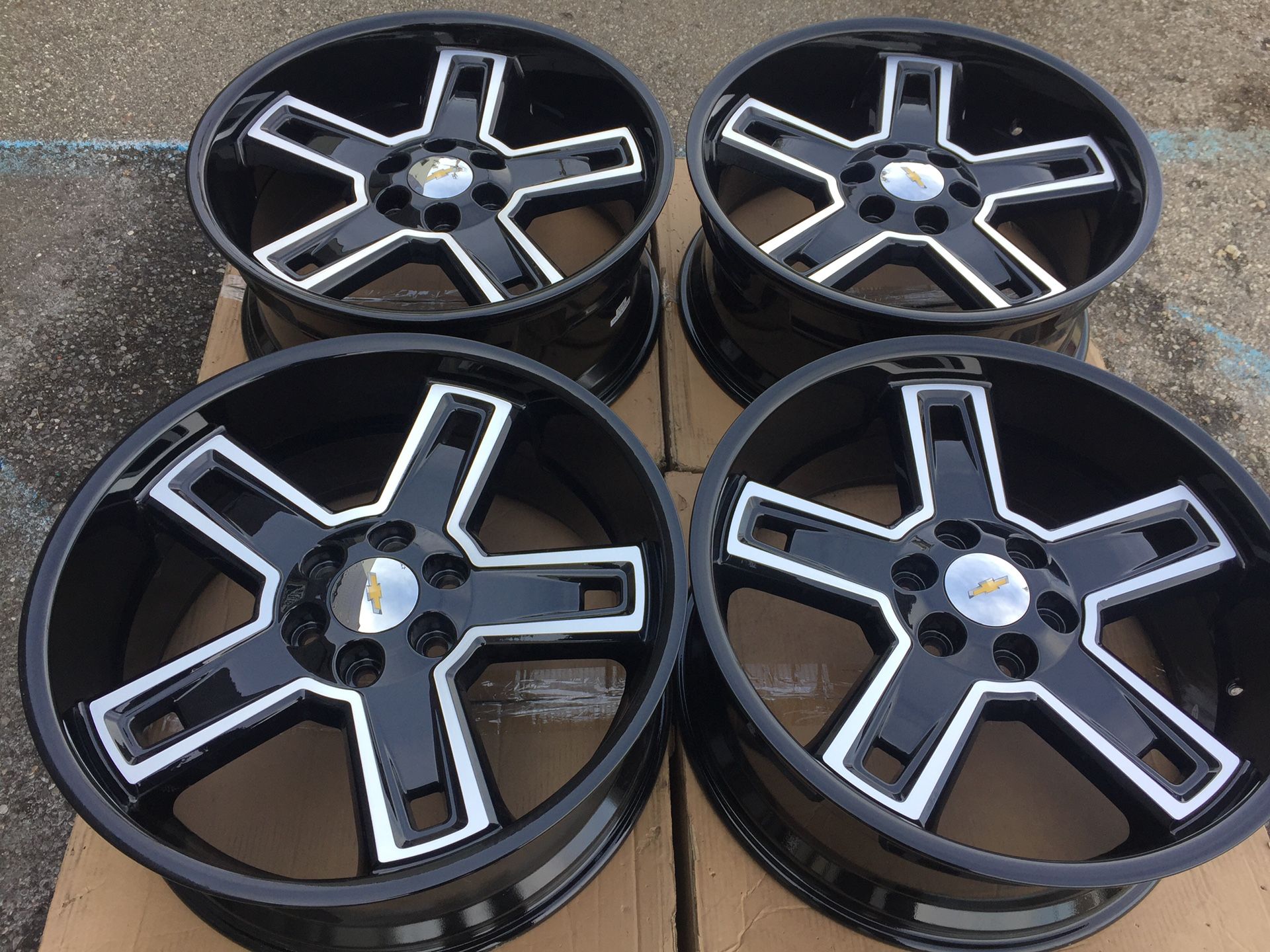 22” Chevy Tahoe Silverado Suburban Avalanche Yukon Sierra Denali Cadillac Escalade Wheels Rims New