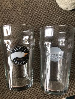 Goose Island Beer Pint Glasses (pair)