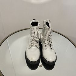 Steve Madden Girls Size 13 White Boots 