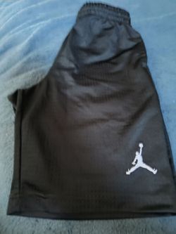 Jordan shorts size M in kids