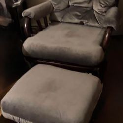 Glider Rocking Chair With Ottoman