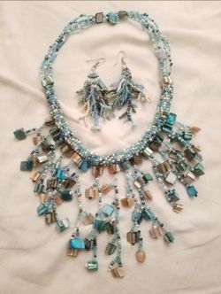 Beaded coral turqoise necklace earrings set