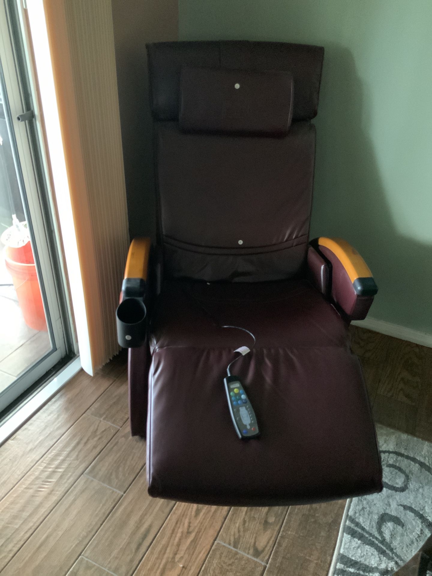 DeStress Spa by HoMedics Reclining Massage Chair – Like New - Sillon De Masajes Reclinable HoMedics