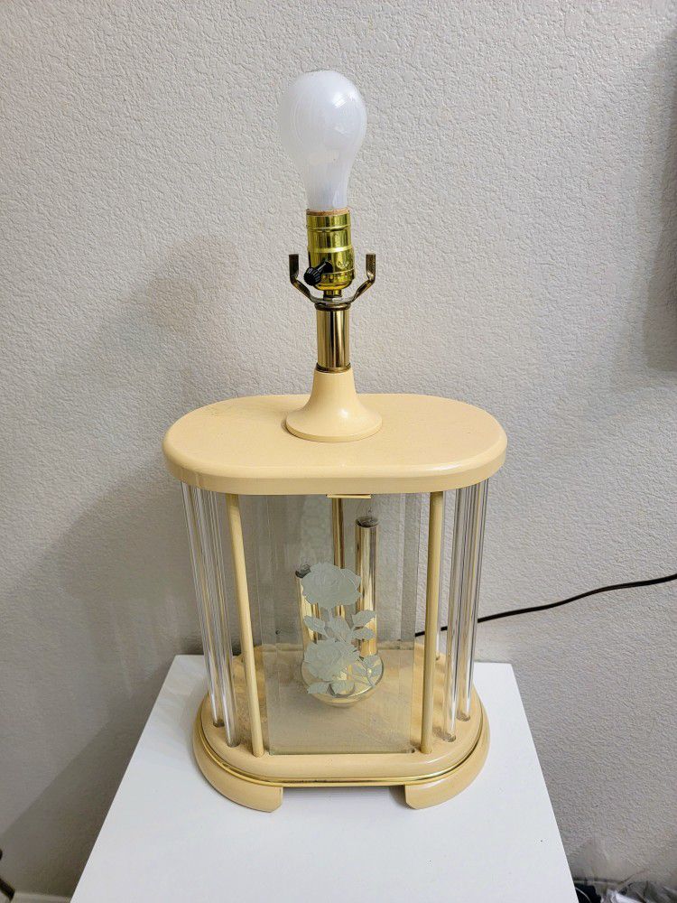 Vintage Lucite Etched Floral 4 Bulb Lamp Hollywood Regency 