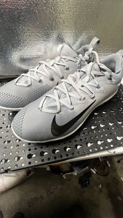 Nike Cleats Size 9.5