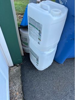 Container 5 gallon