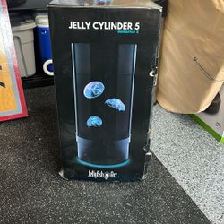 Jellyfish Tank