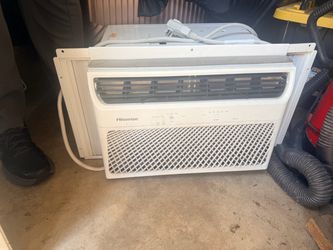 Hisense Air/heater window conditioner
