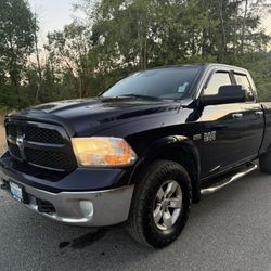 2013 RAM 1500 SLT