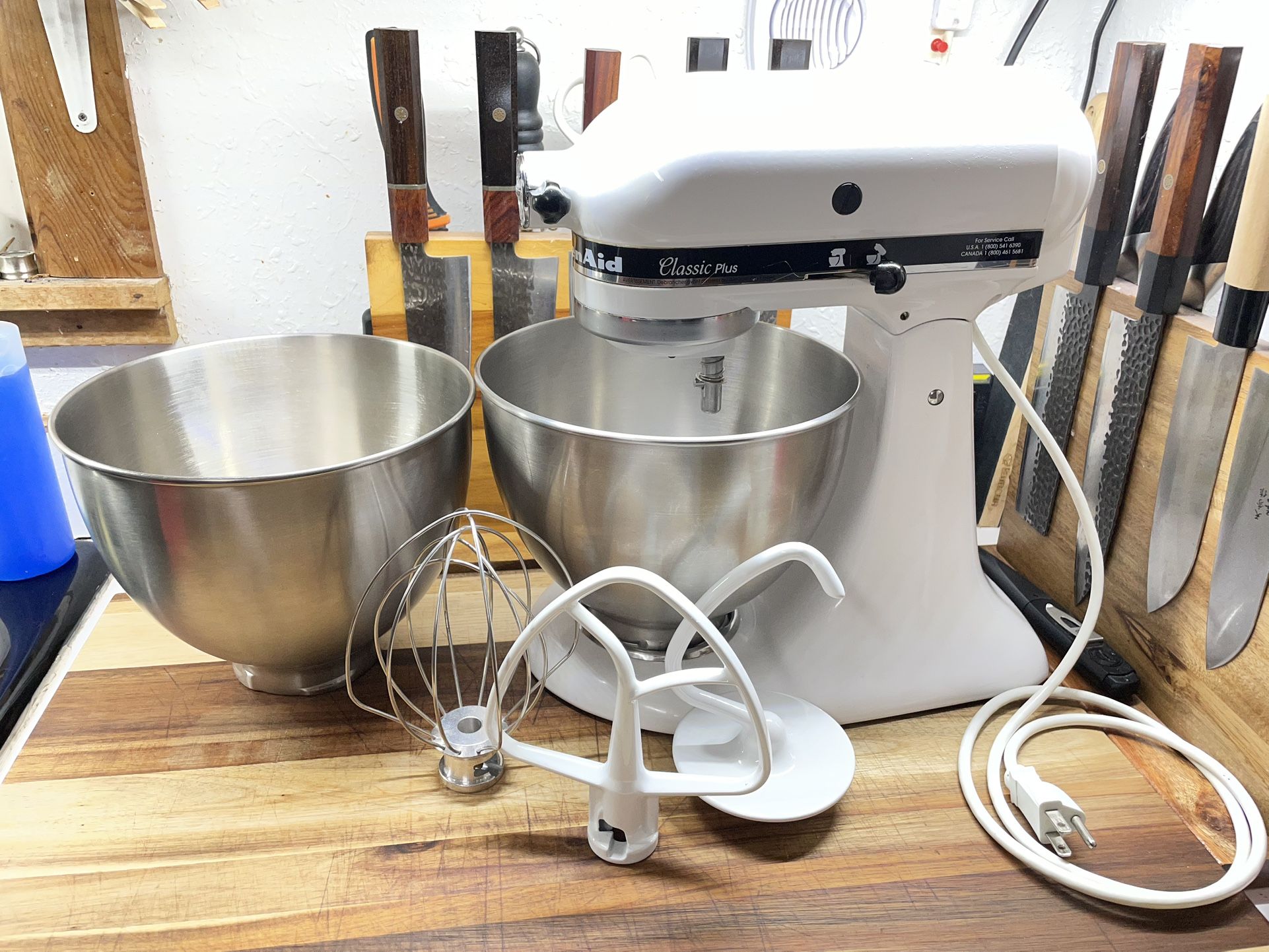 Price Drop, $135.00   5 Quart Kitchenaid Tilt head Stand Mixer