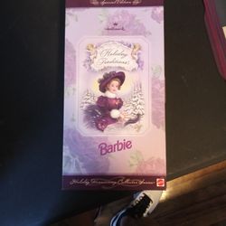 1996 Holiday Traditions Barbie