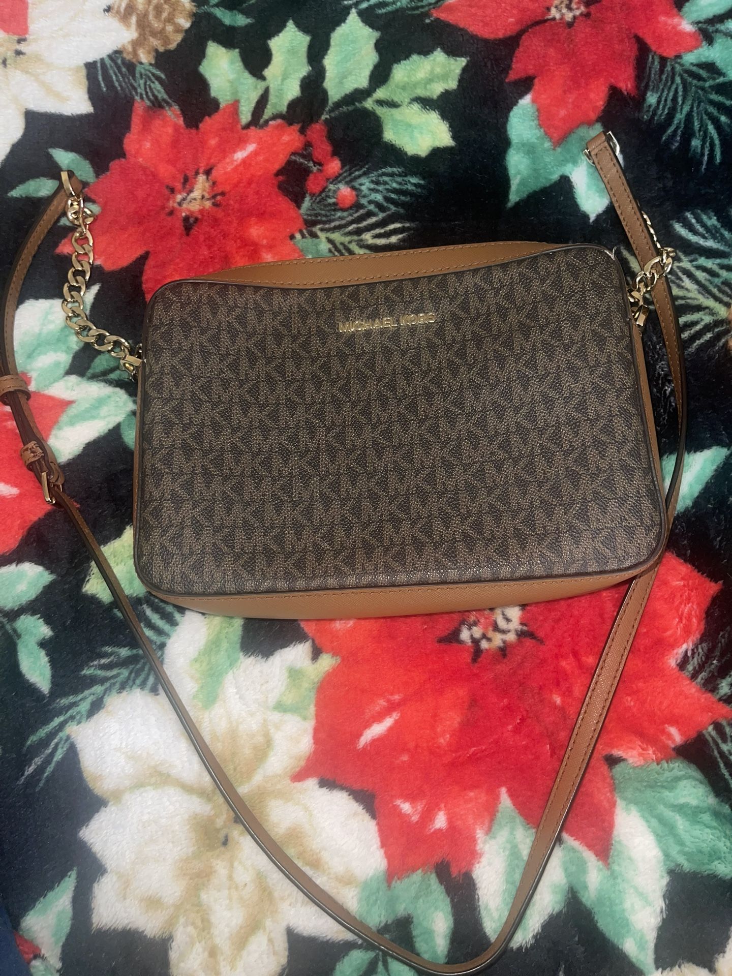 Michael Kors Jet Set Large Printed Logo Crossbody Bag