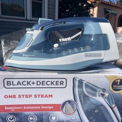 Black+decker One Step Steam Iron~new In Box $40