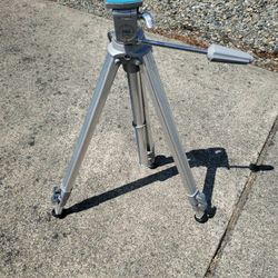 P&B #1108 Tripod