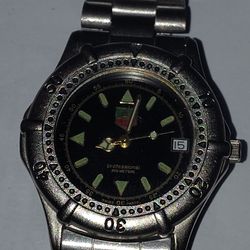 Tag Heuer 2000 watch "needs battery"