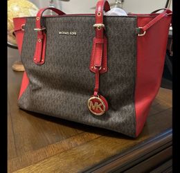 New Michael Kors bag