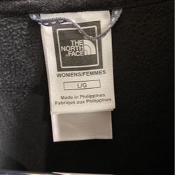 North face women’s large pull over  Black