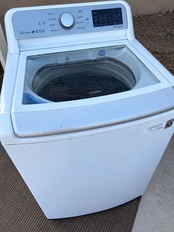 LG Direct Drive Washer - For Repair / Parts (Leaks from bottom)