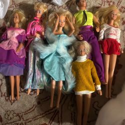 lot of vintage Barbie dolls