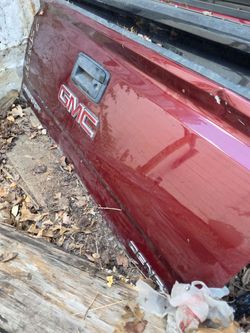 2014-2018 Gmc Sierra Tailgate