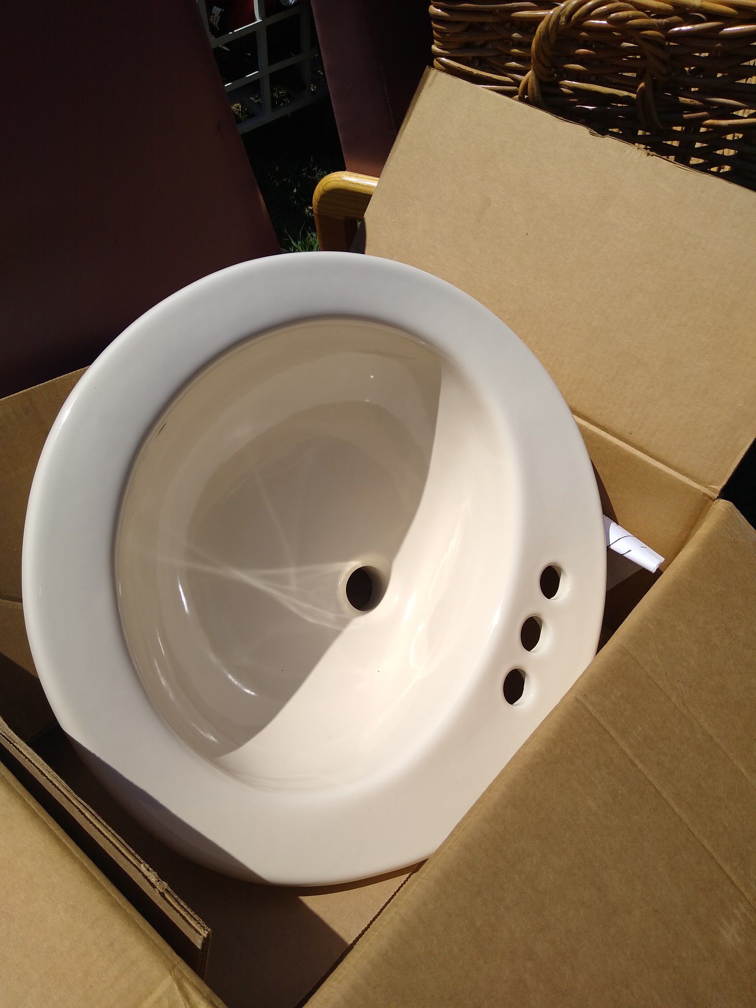 !!!Brand new sink in box $20