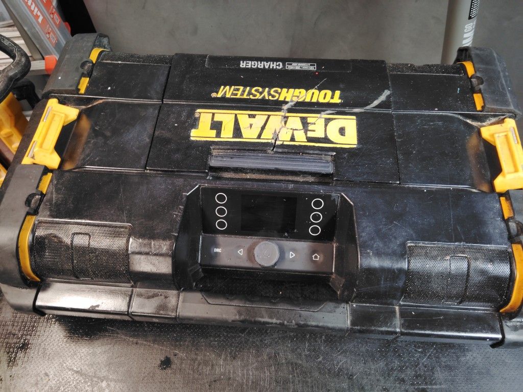 DeWalt Tough System 2.0 Stereo With Bluetooth