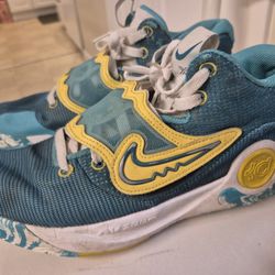 Nike Sneakers- Men's 11