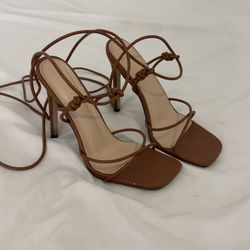 6.5 Brown Strap Up Heels