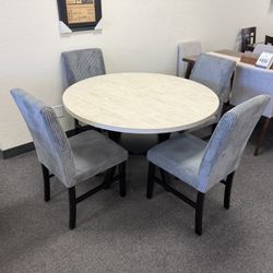 Dining Table With 4 Chairs 