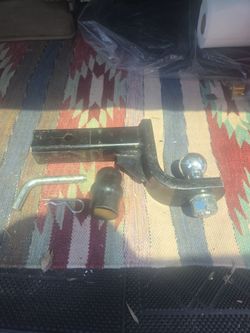 Trailer tow hitch