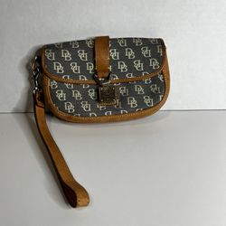 Dooney & Bourke 1975 Brown Leather Wristlet Wallet Clutch Bag