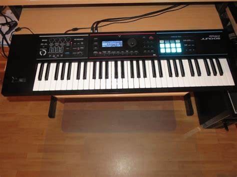 Roland Juno-DS 61 Synthesizer/Keyboard