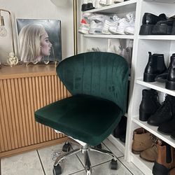 Green Office Chair 