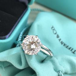 3.0 Carat I VS1 Tiffany & Co. Platinum Solitaire Engagement Ring