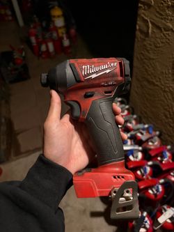 Milwaukee Hydraulic Driver
