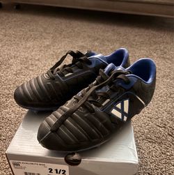 Cleat shoes soccer