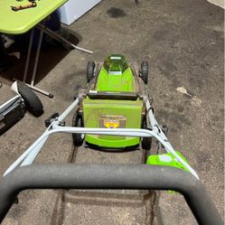 Lawnmower Battery Operated