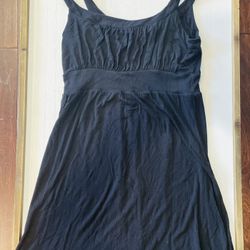 White House Black Market Women’s Small Black 26.5” Sleeveless Dress; 92% Modal 8% Spandex; Mid-Length; Black w/ Horizontal Stripe Across Chest/Waist