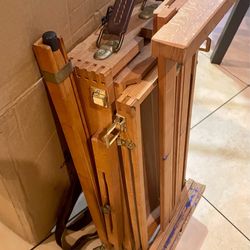 Portable wooden artist easel / sketch box - French easel
