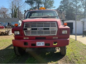 1987 Ford F800 Tow Truck