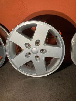 Original Jeep 17" Stock Alloy Wheels / Rines (Set of 4)